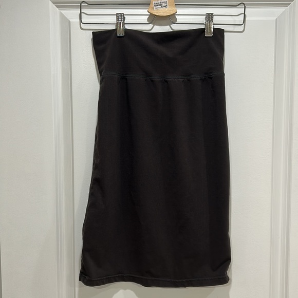 Aritzia Wilfred bodycon midi skirt - Picture 4 of 5
